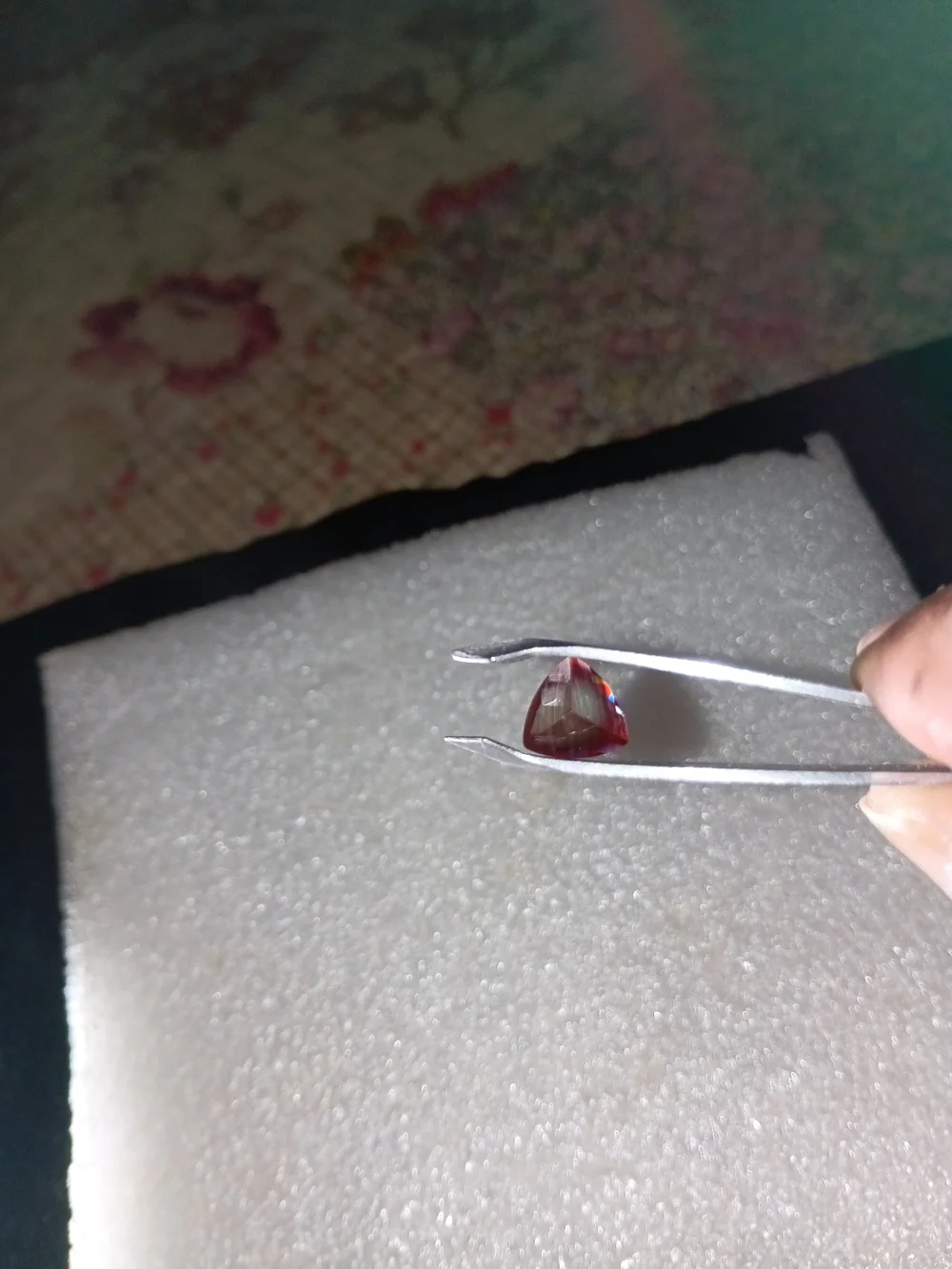Beautiful Colors! Natural 2.0ct Trillion Red Green Andesine